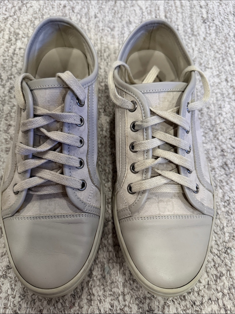Men's Casual Low-Top Sneakers in Light Gray